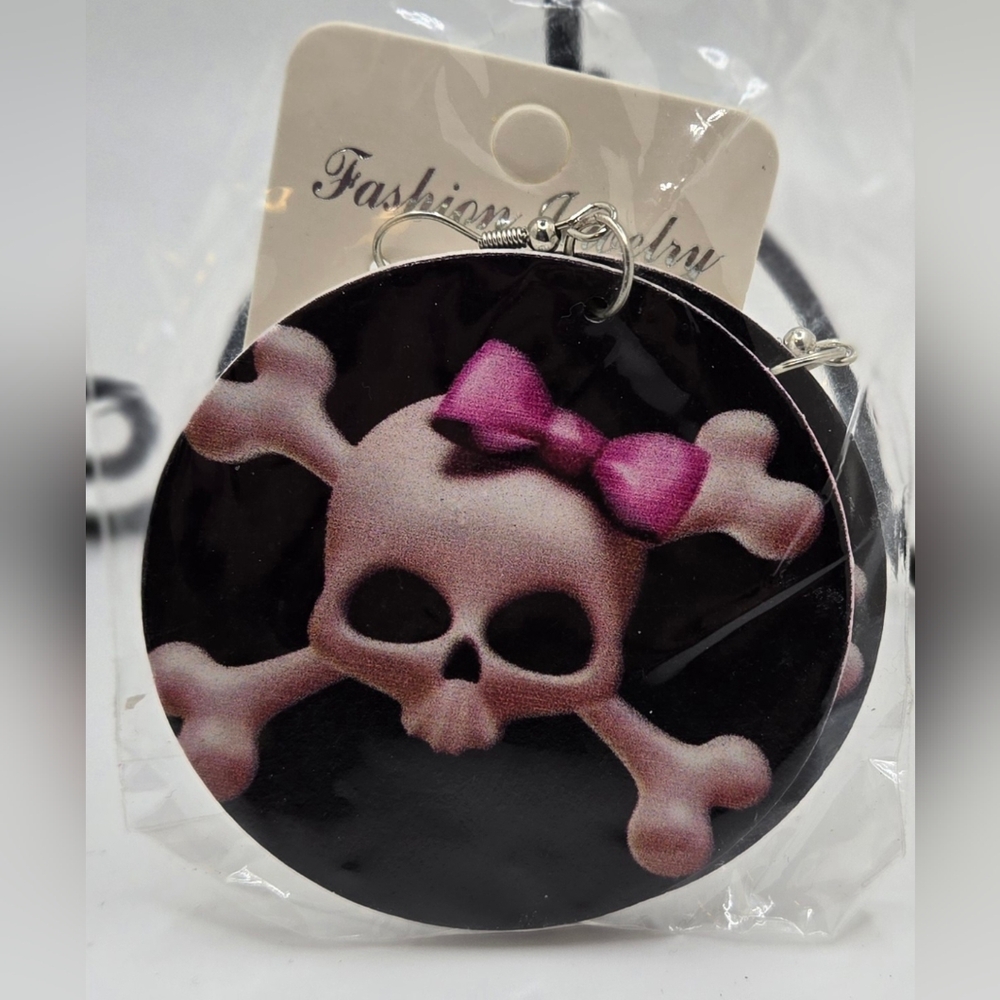 🎃 Fashion Jewelry Earrings Skull & Crossbones Wood Discs 3" Drop Wire Hook New